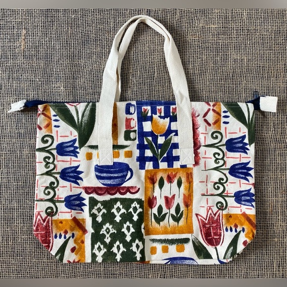 Tote Bag Spring Canvas Colorful Patterned Floral/Abstract Design NEW - Picture 3 of 9